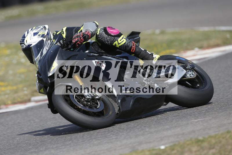 /37 09.08.2026  Pluess Motosport ADR/Freies Fahren/587